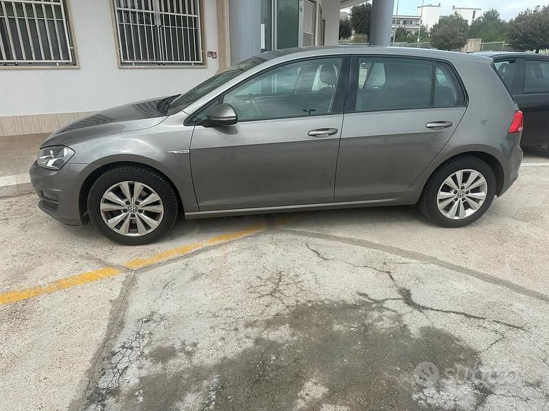Usata VW Golf VII Trendline 110 CV (80 kW) 2016 Berlina