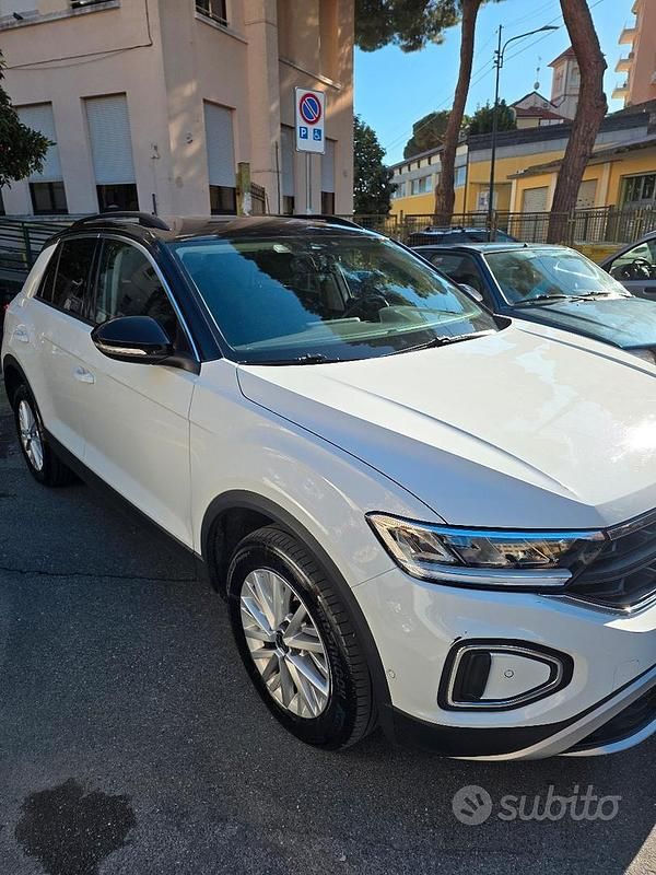 Bianco Usata 2022 VW T-Roc SUV | 19.000 € (Super prezzo) - Immagine 1/4