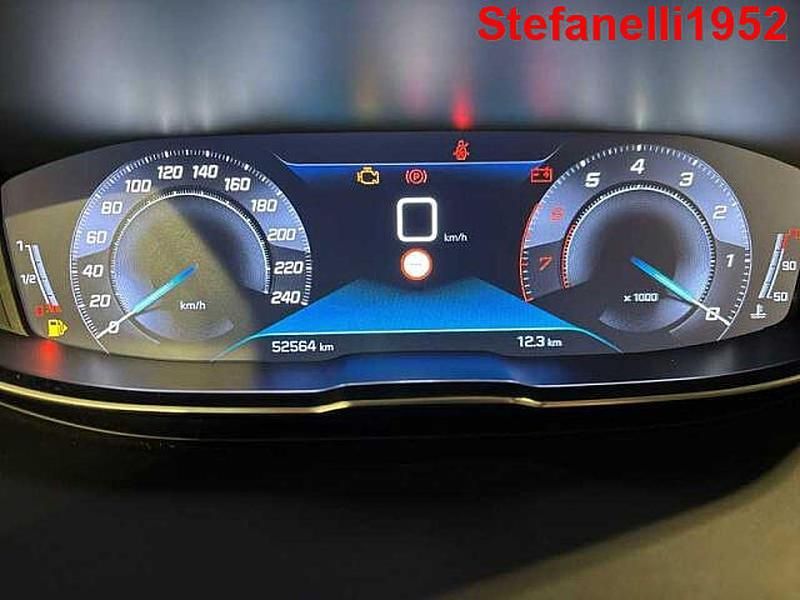 Usata Peugeot 3008 Allure 131 CV (96 kW) 2020 Grigio moka SUV