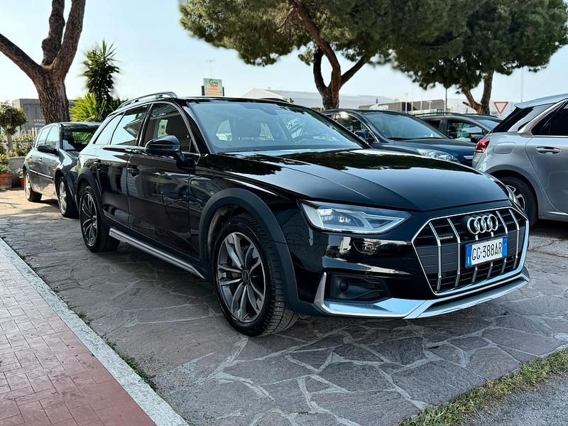 Usata Audi A4 Allroad Business 204 CV (150 kW) 2021 Nero Station wagon