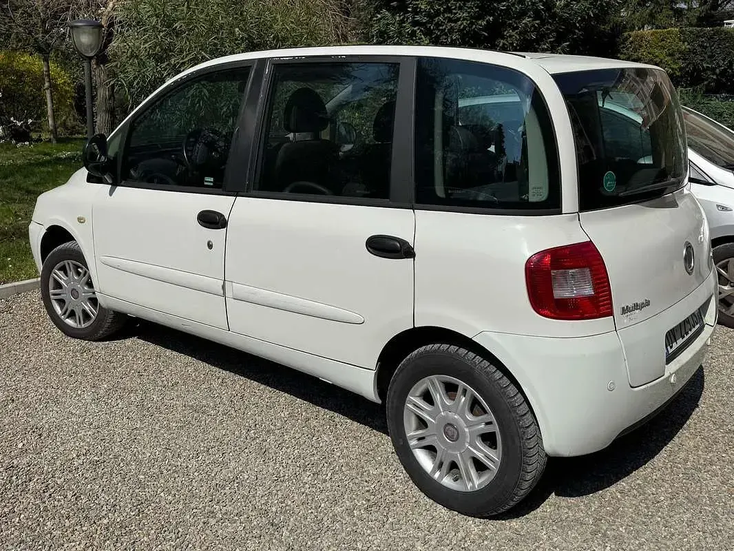Usata Fiat Multipla Active 92 CV (67 kW) 2009 Bianco Monovolume