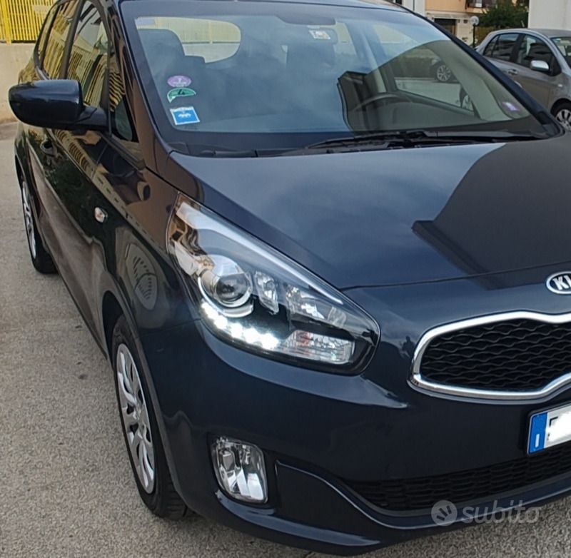 Usata Kia Carens 135 CV (99 kW) 2015 Blu Monovolume