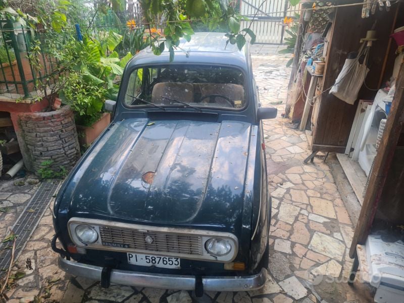 Verde Usata 1980 Renault R4 Tre volumi | 2700 € - Immagine 1/4