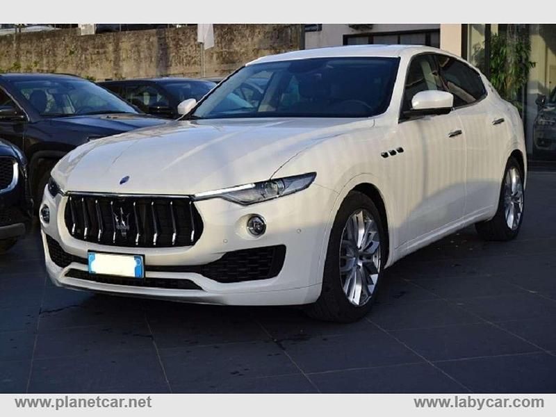 Bianco Usata 2019 Maserati Levante SUV | 37.900 € (Buon prezzo) - Immagine 1/4