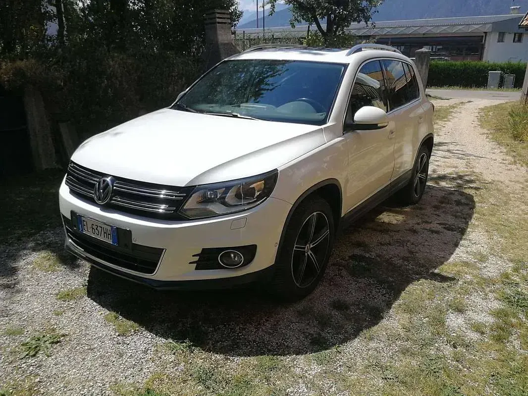 Usata VW Tiguan Highline 140 CV (102 kW) 2012 Bianco SUV