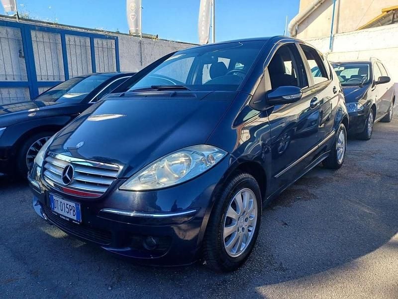 Blu Usata 2008 Mercedes A150 Elegance Tre volumi | 3500 € (Buon prezzo) - Immagine 1/4