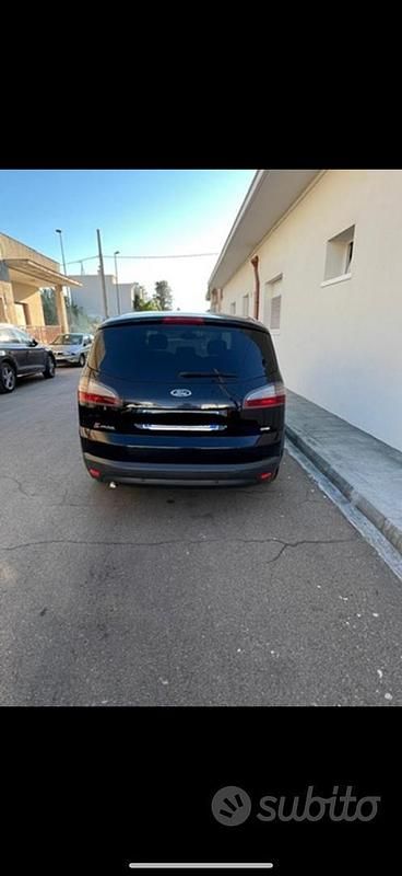 Usata Ford S-MAX Titanium 145 CV (106 kW) 2008 Nero Monovolume