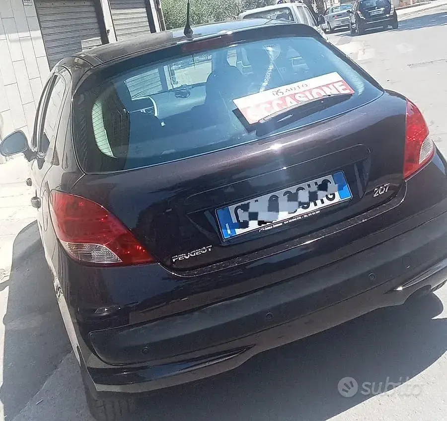 Usata Peugeot 207 68 CV (50 kW) 2011 Berlina