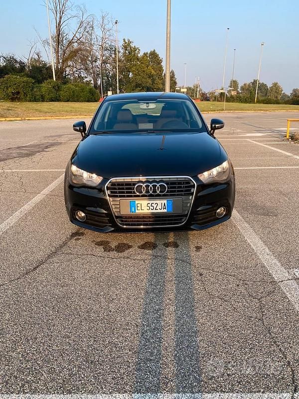 Usata 2012 Audi A1 Tre volumi | 6299 € - Immagine 1/4