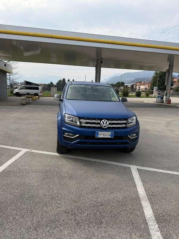 Usata VW Amarok Aventura 258 CV (189 kW) 2018 Blu/azzurro Pick-up