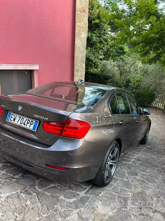Usata BMW 320 Sport Line 184 CV (135 kW) 2014 Berlina