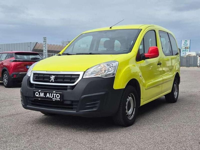 Usata Peugeot TePee Access 75 CV (55 kW) 2018 Giallo Furgone