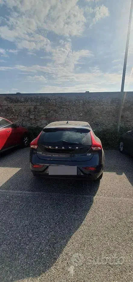 Usata Volvo V40 120 CV (88 kW) 2018 Berlina