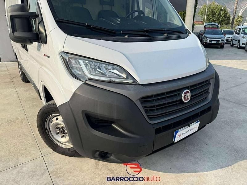 Usata Fiat Ducato 33 119 CV (87 kW) 2021 Bianco Furgone