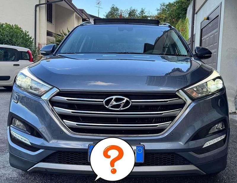 Usata Hyundai Tucson Xpossible 136 CV (100 kW) 2016 Grigio SUV