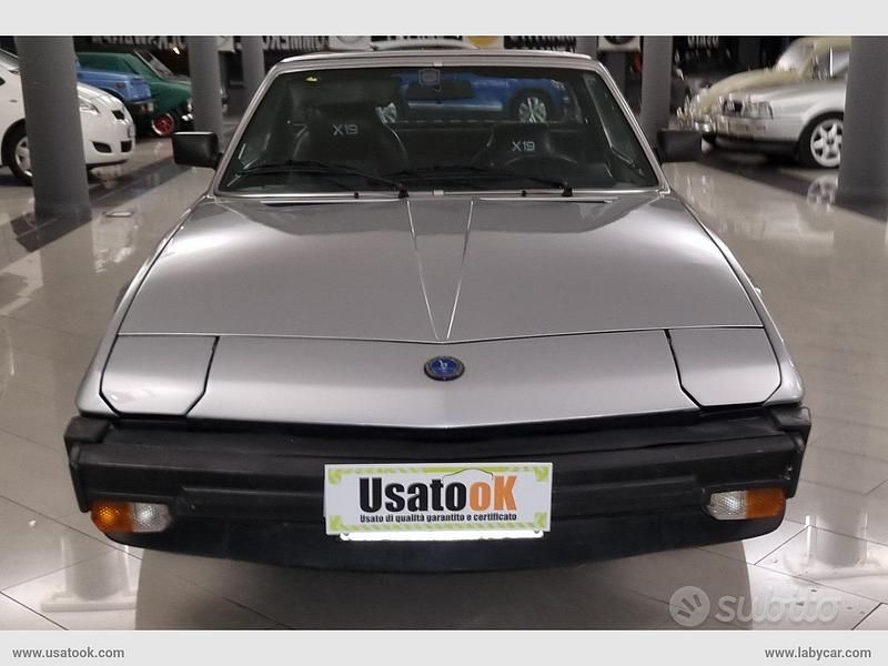Usata Fiat X 1/9 85 CV (62 kW) 1986 Argento Cabrio