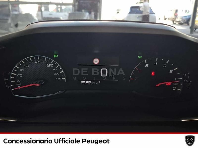 Usata Peugeot 2008 Allure 110 CV (80 kW) 2021 Grigio SUV