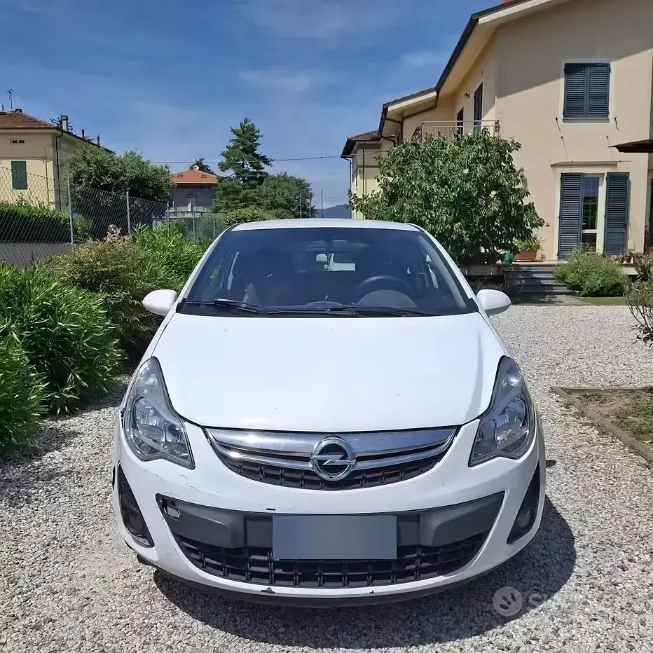 Usata Opel Corsa 85 CV (62 kW) 2013 Bianco Utilitaria
