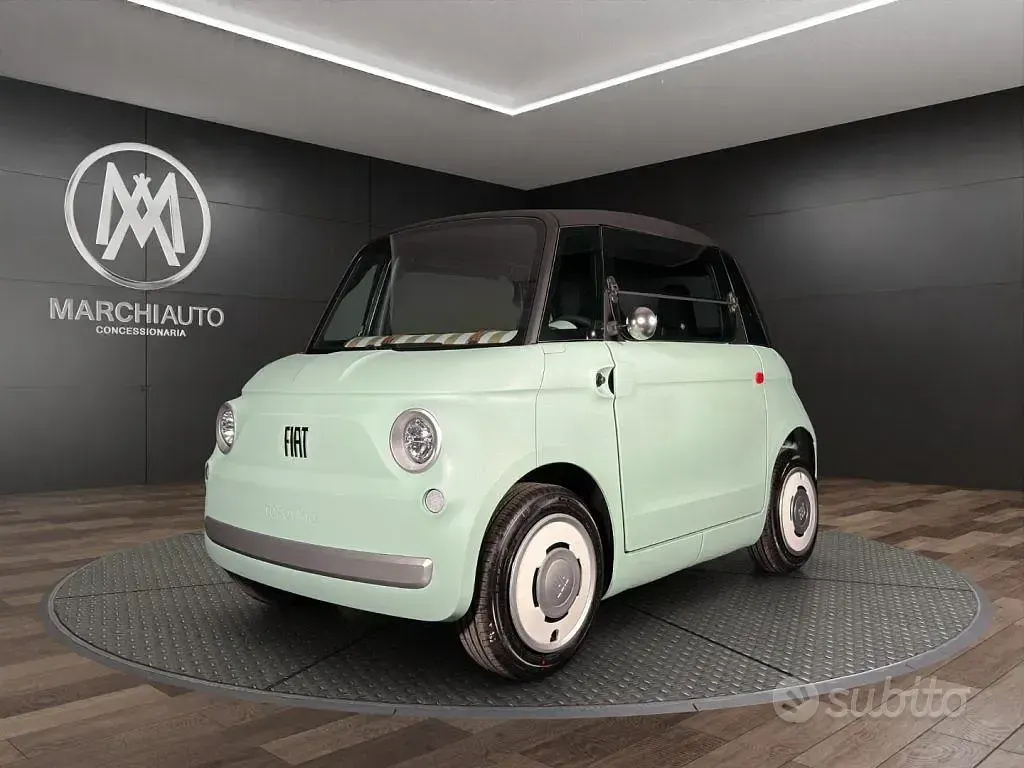 Usata Fiat Topolino 5 kW (8 CV) 2026 Verde pastello Utilitaria