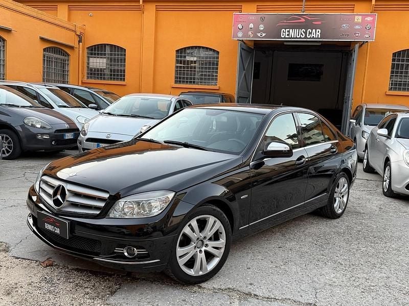 Usata Mercedes C180 Avantgarde 156 CV (114 kW) 2009 Nero Berlina