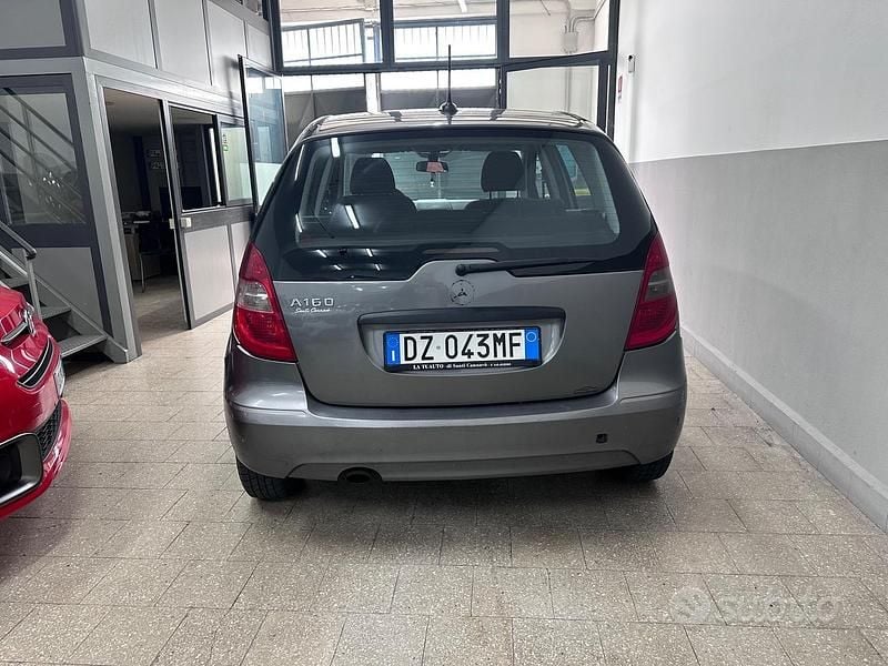 Usata Mercedes A160 95 CV (69 kW) 2010 Grigio Berlina