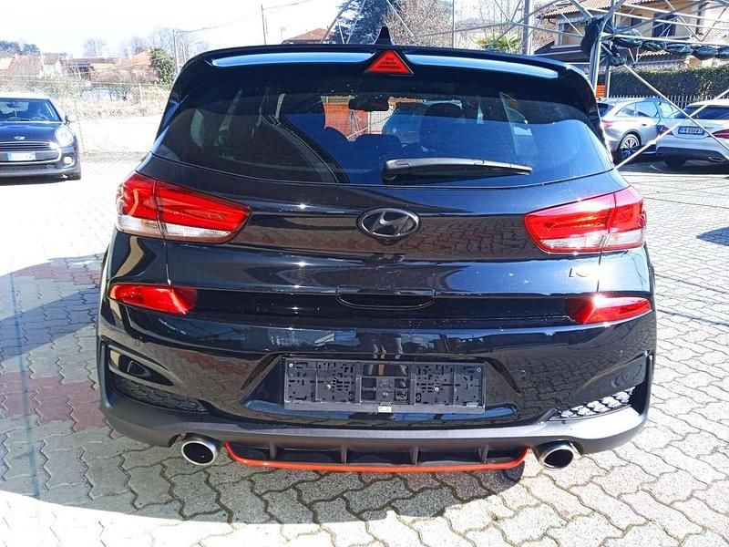 Usata Hyundai i30 275 CV (202 kW) 2020 Nero Berlina