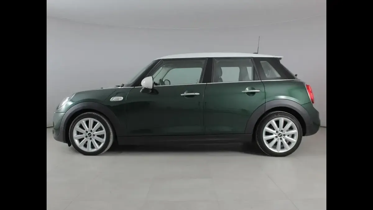 Usata Mini Cooper SD Business 169 CV (124 kW) 2019 Verde Utilitaria