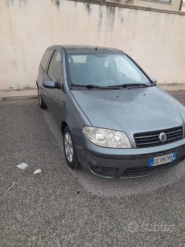 Usata Fiat Punto 2004 Grigio Utilitaria