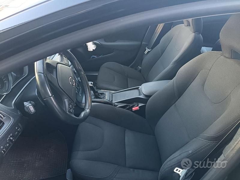 Usata Volvo V40 2018 Nero