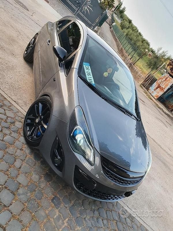 Usata Opel Corsa 90 CV (66 kW) 2008 Grigio Utilitaria