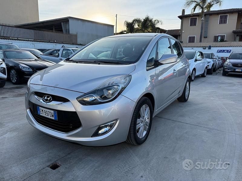 Usata Hyundai ix20 90 CV (66 kW) 2012 Grigio Utilitaria