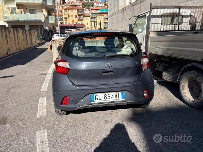 Usata Hyundai i10 67 CV (49 kW) 2023 Nero Utilitaria