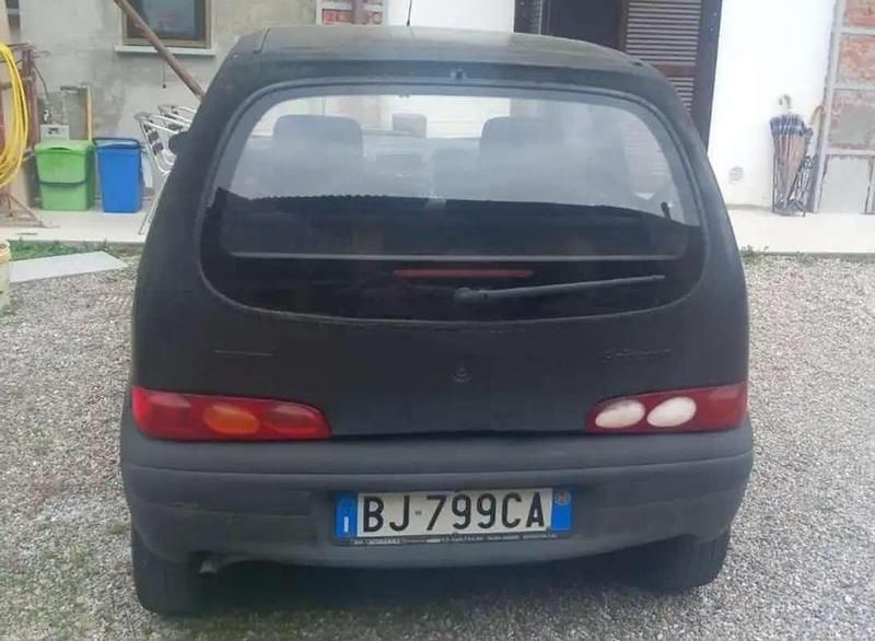 Usata Fiat Seicento S 39 CV (28 kW) 1999 Nero Utilitaria