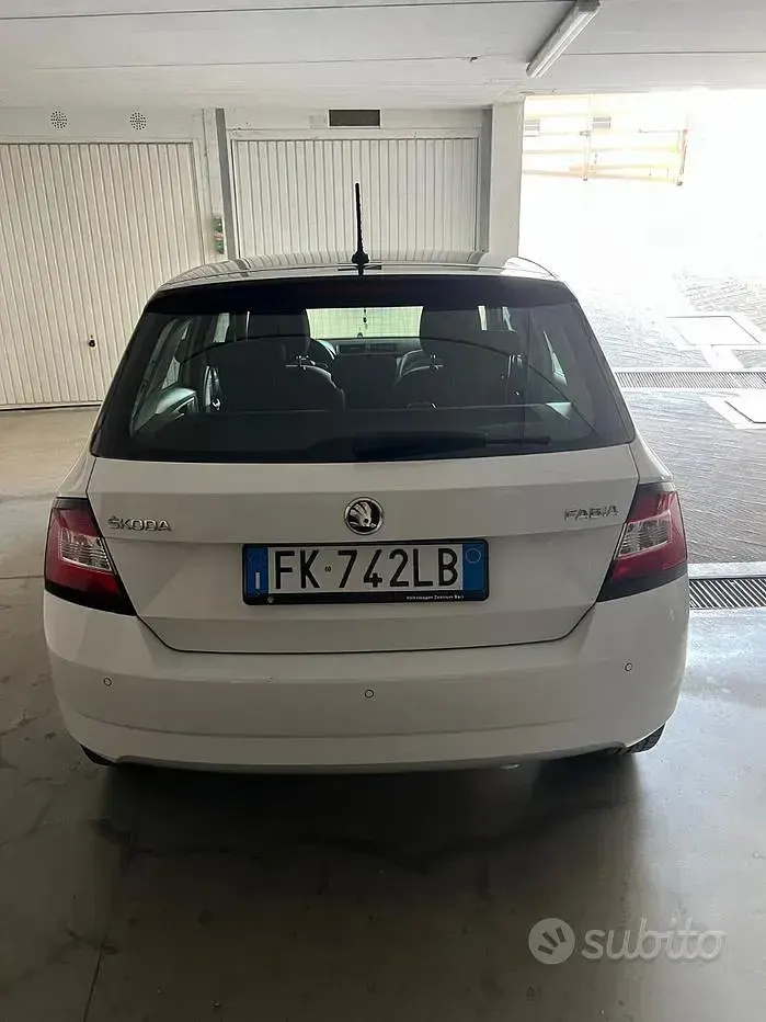 Usata Skoda Fabia 60 CV (44 kW) 2017 Bianco Berlina