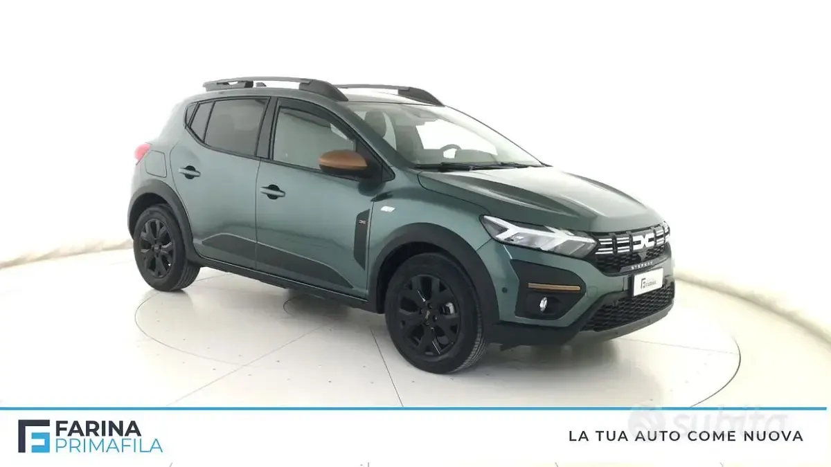 Usata Dacia Sandero Stepway 101 CV (74 kW) 2025 Verde Berlina