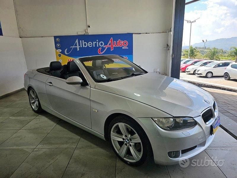 Usata BMW 320 Cabriolet 177 CV (130 kW) 2010 Grigio Cabrio