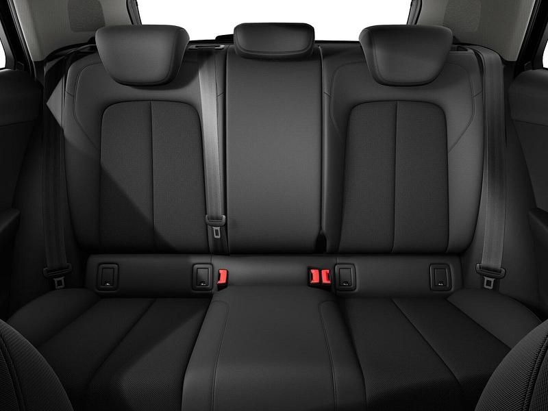 Ny Audi Q2 Advanced 116 HK (85 kW) 2026 Grå SUV