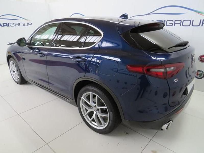 Usata Alfa Romeo Stelvio Ti 210 CV (154 kW) 2020 Blu montecarlo SUV