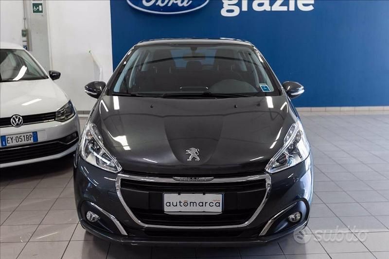 Usata Peugeot 208 Allure 82 CV (60 kW) 2017 Grigio Utilitaria