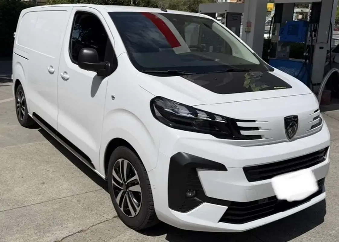 Gebraucht Peugeot Expert S 184 PS (135 kW) 2025 Van