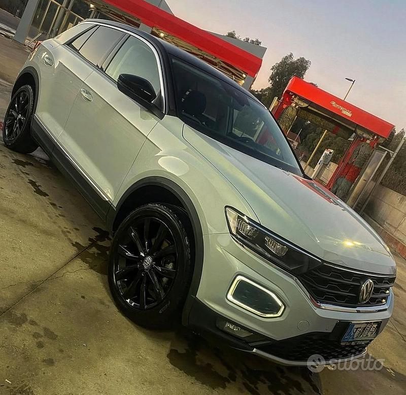 Usata VW T-Roc Advance 116 CV (85 kW) 2020 SUV