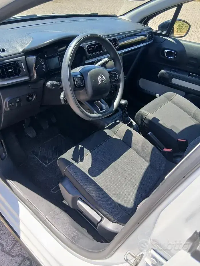 Usata Citroën C3 Business Class 102 CV (75 kW) 2022 Bianco Utilitaria