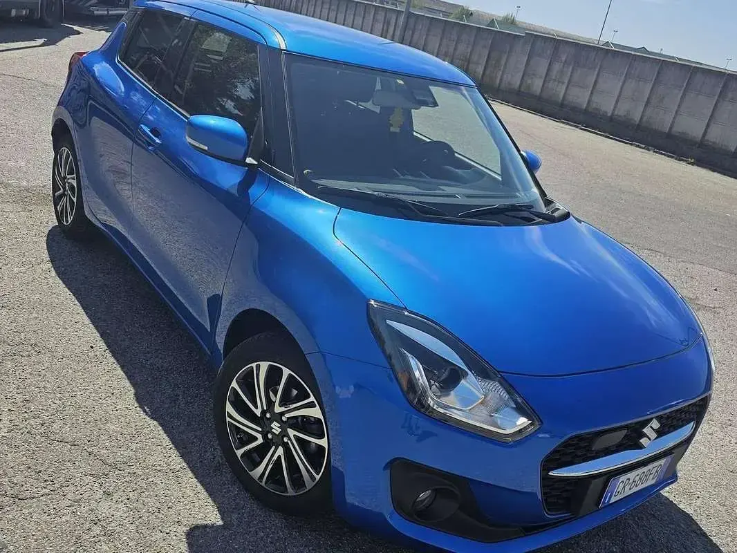 Usata Suzuki Swift Cool 83 CV (61 kW) 2023 Blu/azzurro Utilitaria