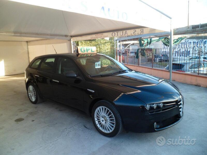 Venduto Alfa Romeo 159 2.2 JTS 16V sw. - auto usate in vendita