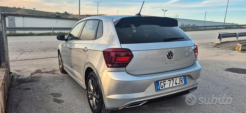 Używany VW Polo Sport 90 KM (66 kW) 2021 Szary Hatchback