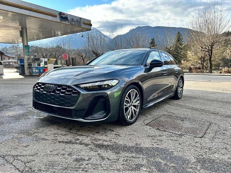 Usata Audi A5 S-Line 204 CV (150 kW) 2025 Grigio daytona Coupé