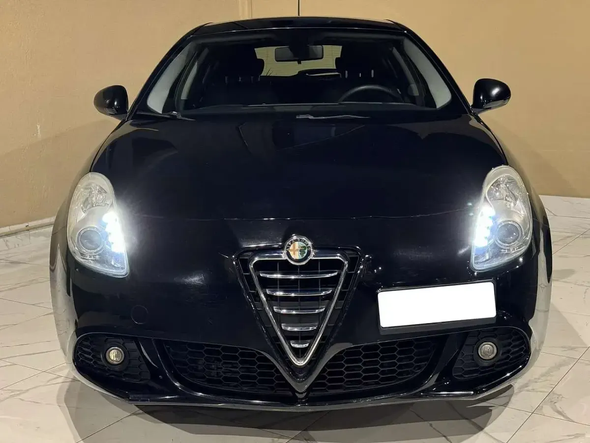 Usata Alfa Romeo Giulietta 105 CV (77 kW) 2012 Nero Utilitaria