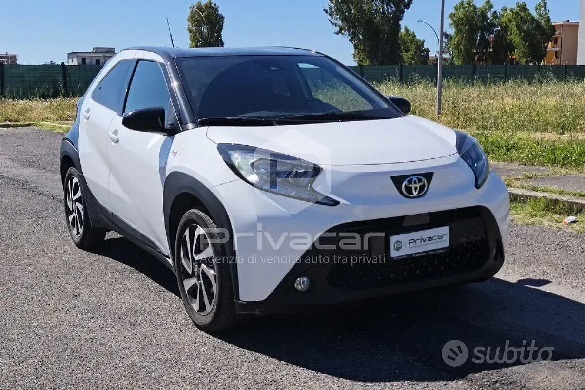 Usata Toyota Aygo X Trend 72 CV (52 kW) 2024 Nero SUV