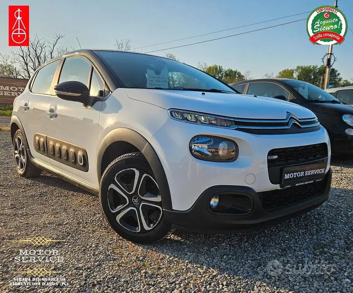 Używany Citroën C3 Shine 82 KM (60 kW) 2018 Biały Hatchback