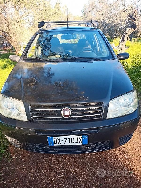 Usata Fiat Punto 77 CV (56 kW) 2009 Nero Berlina
